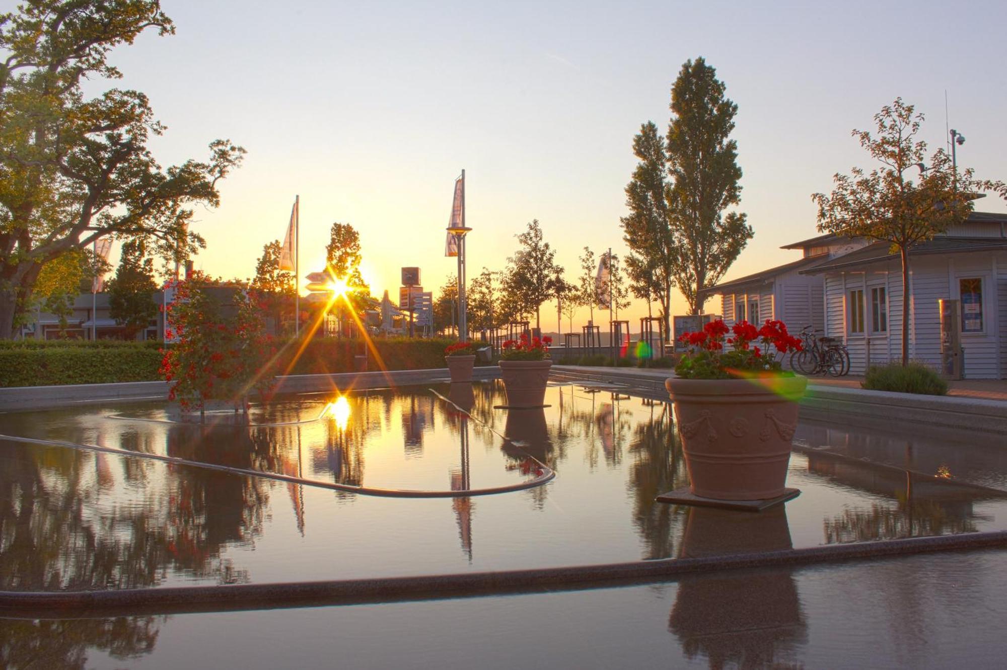 Fewo Mit Terrasse, Gratis Nutzung Vom Ahoi Erlebnisbad Und Sauna In Sellin - Haus Blick Zur See Fewo 13 Goehren  Eksteriør billede